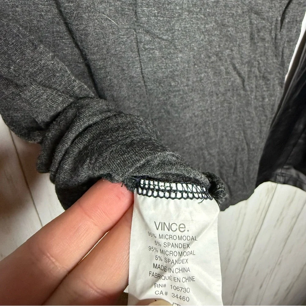Vince gray with black sleeves XS